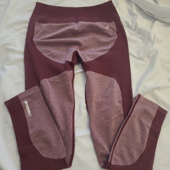 Doyoueven Workout Set - Picture 3 of 4